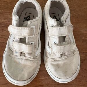 Kids White Canvas Shoes